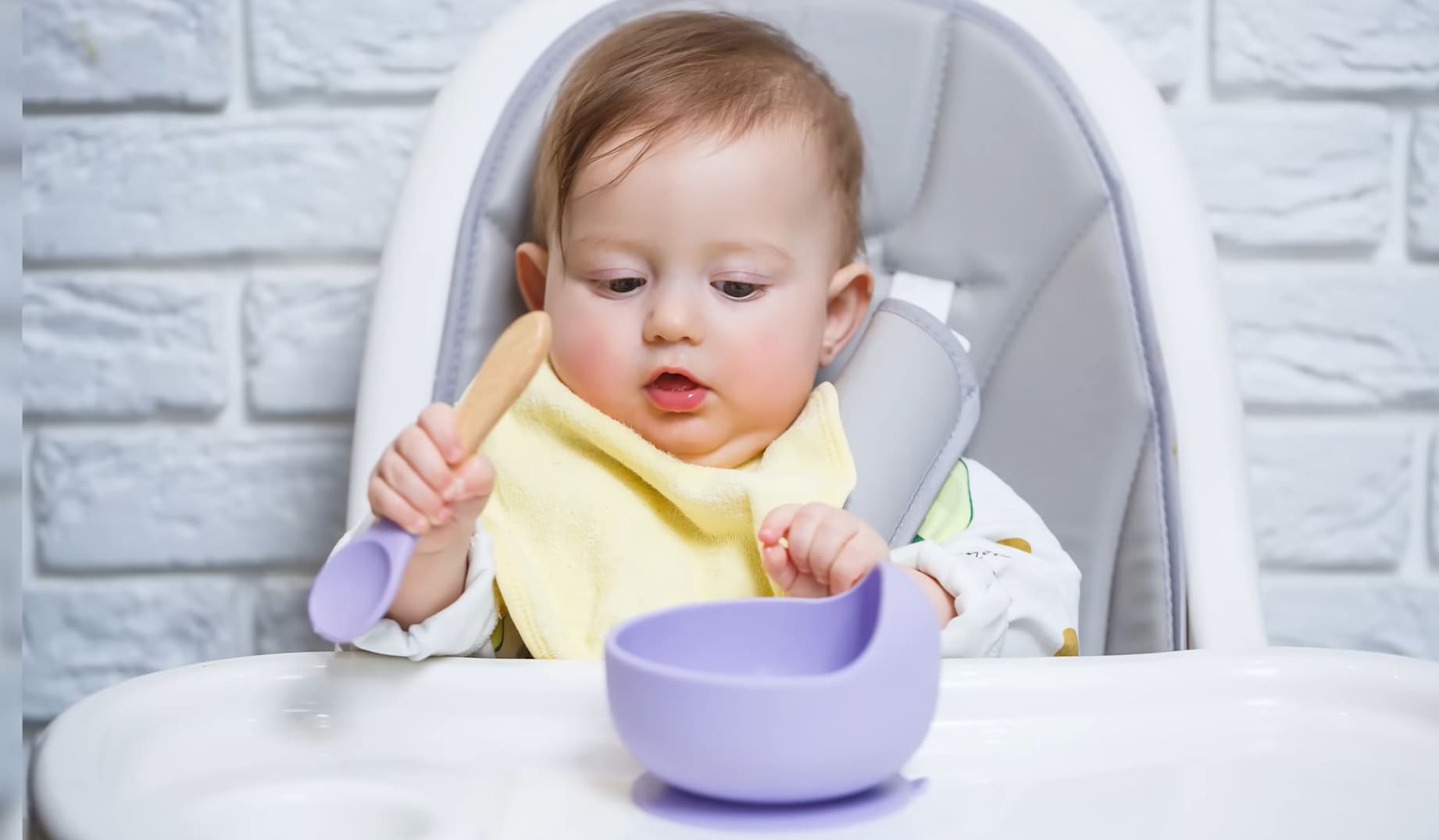 when can babies eat baby food