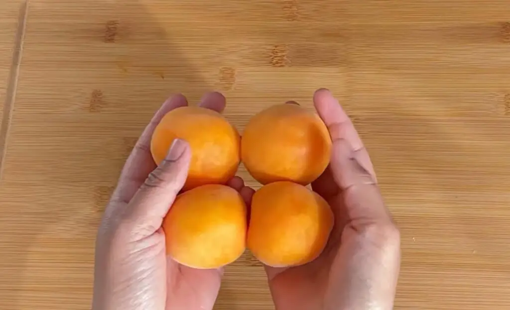 How to Prepare Apricots for Babies??