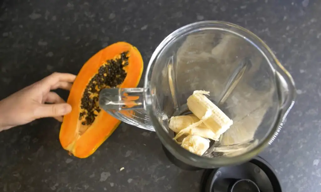 Step-by-step Guide To Making Papaya Smoothie For Babies