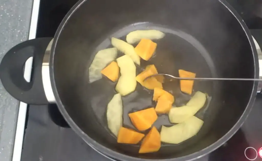 Cooking Sweet Potatoes for Baby Puree